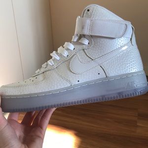 Women’s Nike Air Force 1 High PRM Pearl